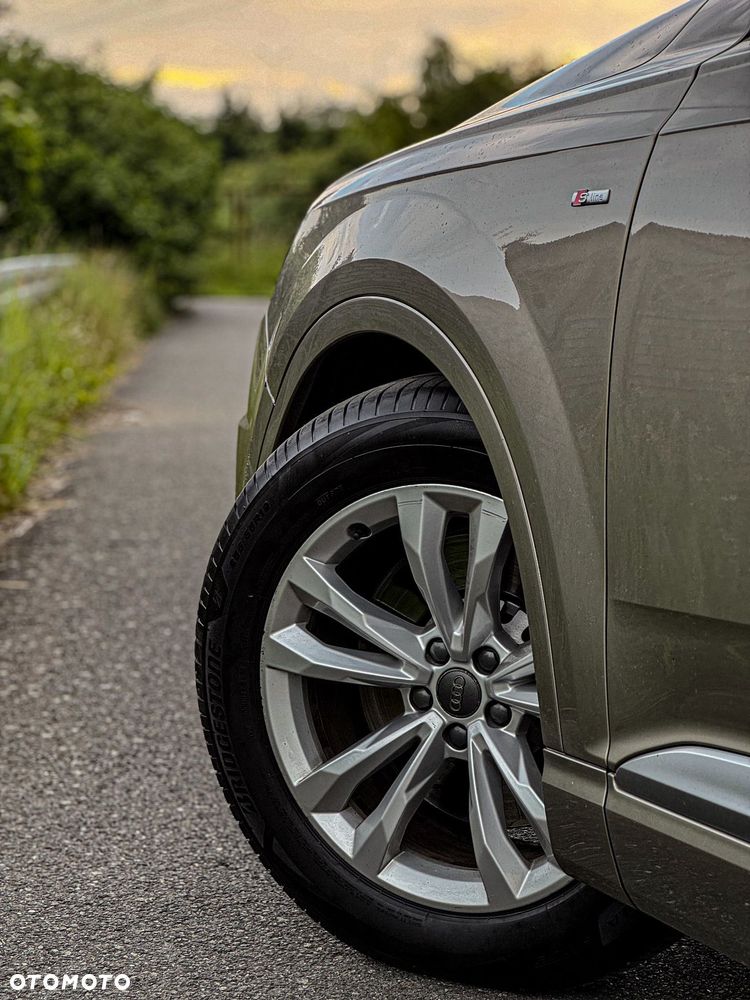 Audi Q7 - 6