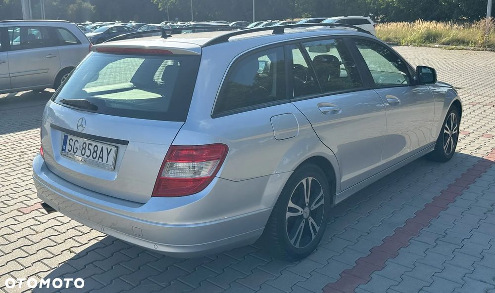 Mercedes-Benz Klasa C 220 T CDI DPF Automatik Classic - 4