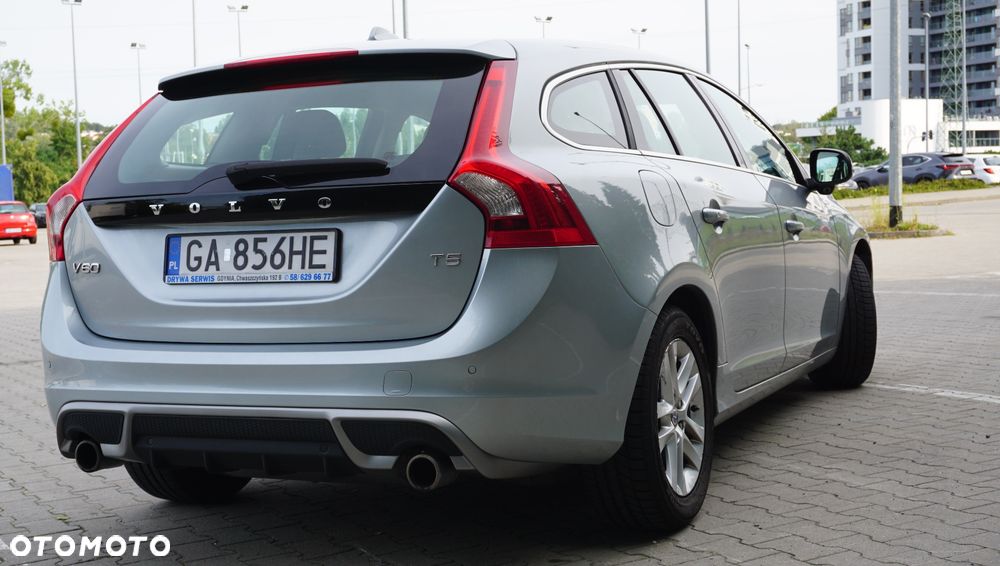 Volvo V60 - 4
