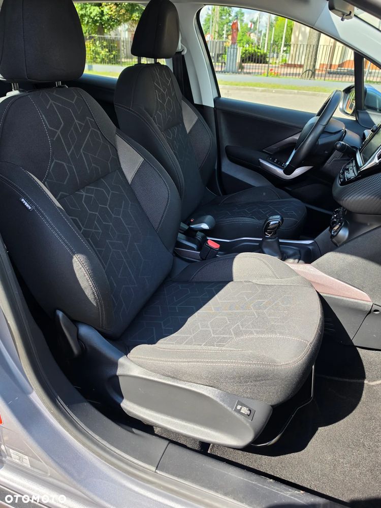 Peugeot 2008 - 25