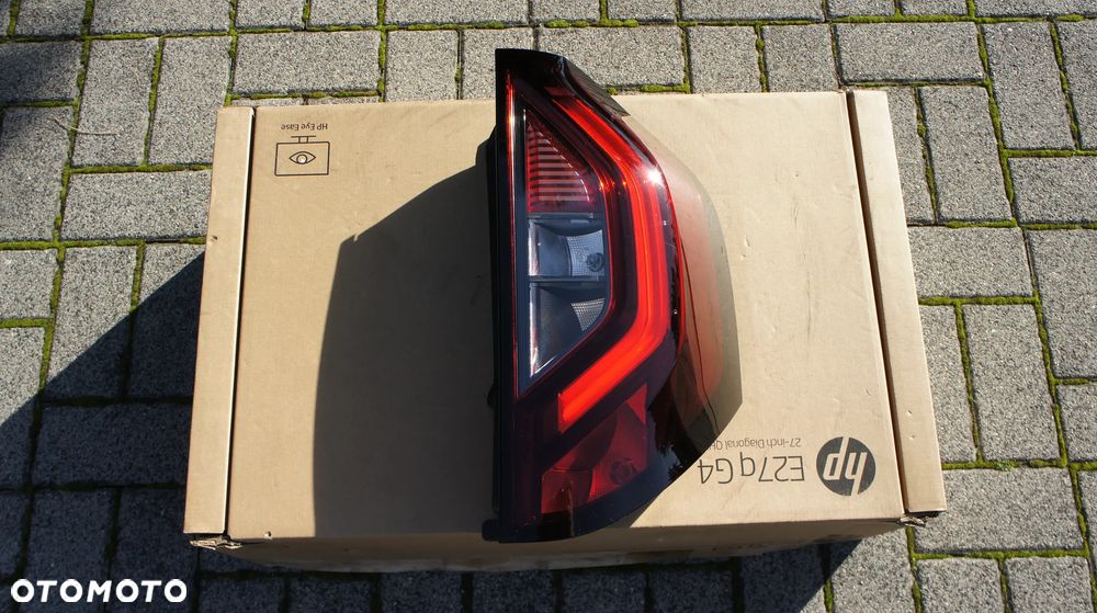TYLNA PRAWA LAMPA RENAULT KANGOO III IV LED