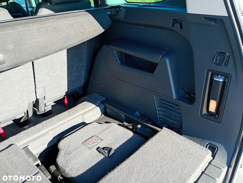 Peugeot 5008 2.0 HDi Allure 7os - 11