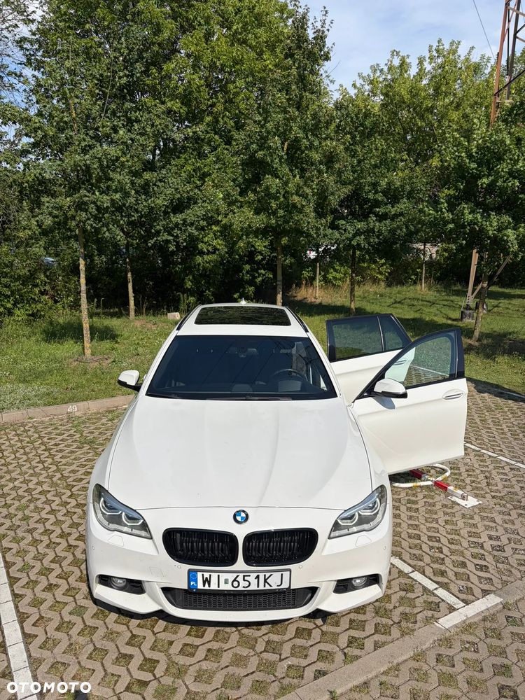 BMW Seria 5 530d xDrive - 9