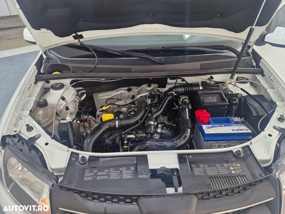 Dacia Logan 0.9 TCe Laureate - 9