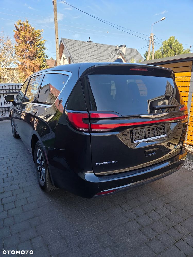 Chrysler Pacifica - 14