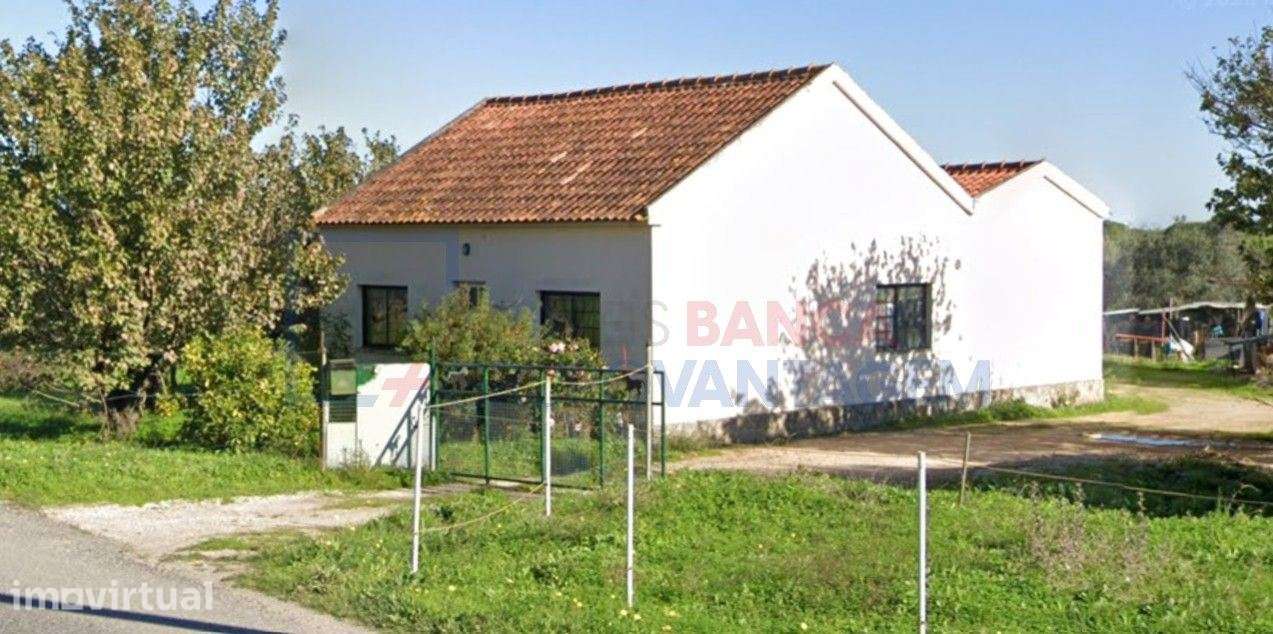 OPORTUNIDADE RARA NO CARTAXO  Moradia Isolada T2 com 4.440 m² de Te... - Grande imagem: 4/9