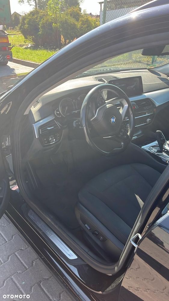 BMW Seria 5 520d Luxury Line - 3