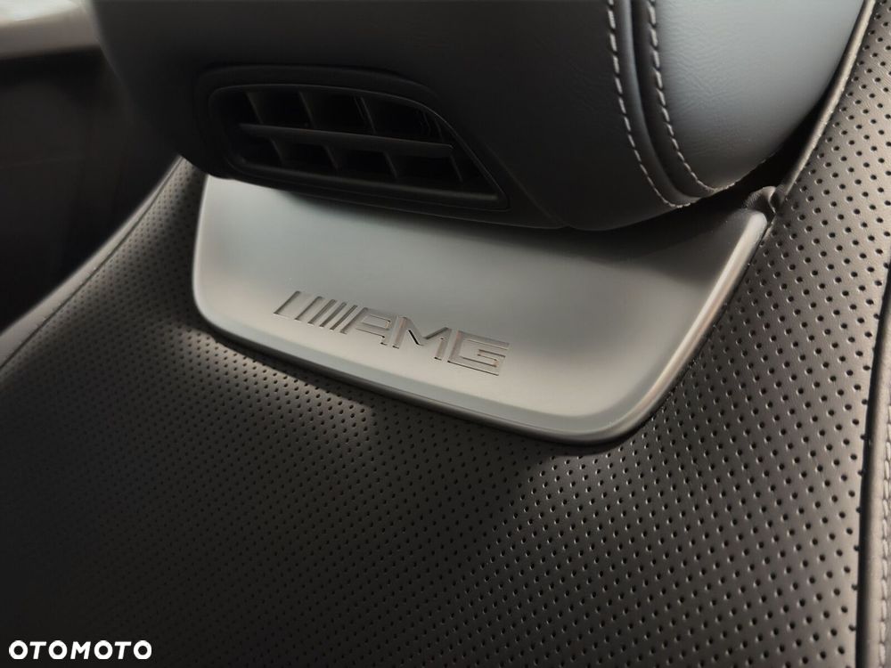 Mercedes-Benz SL AMG 55 4-Matic+ - 30