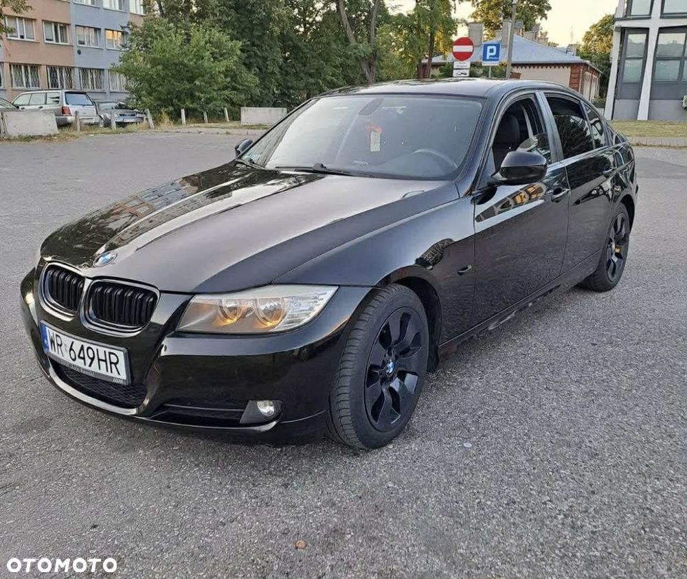 BMW Seria 3 318i - 1