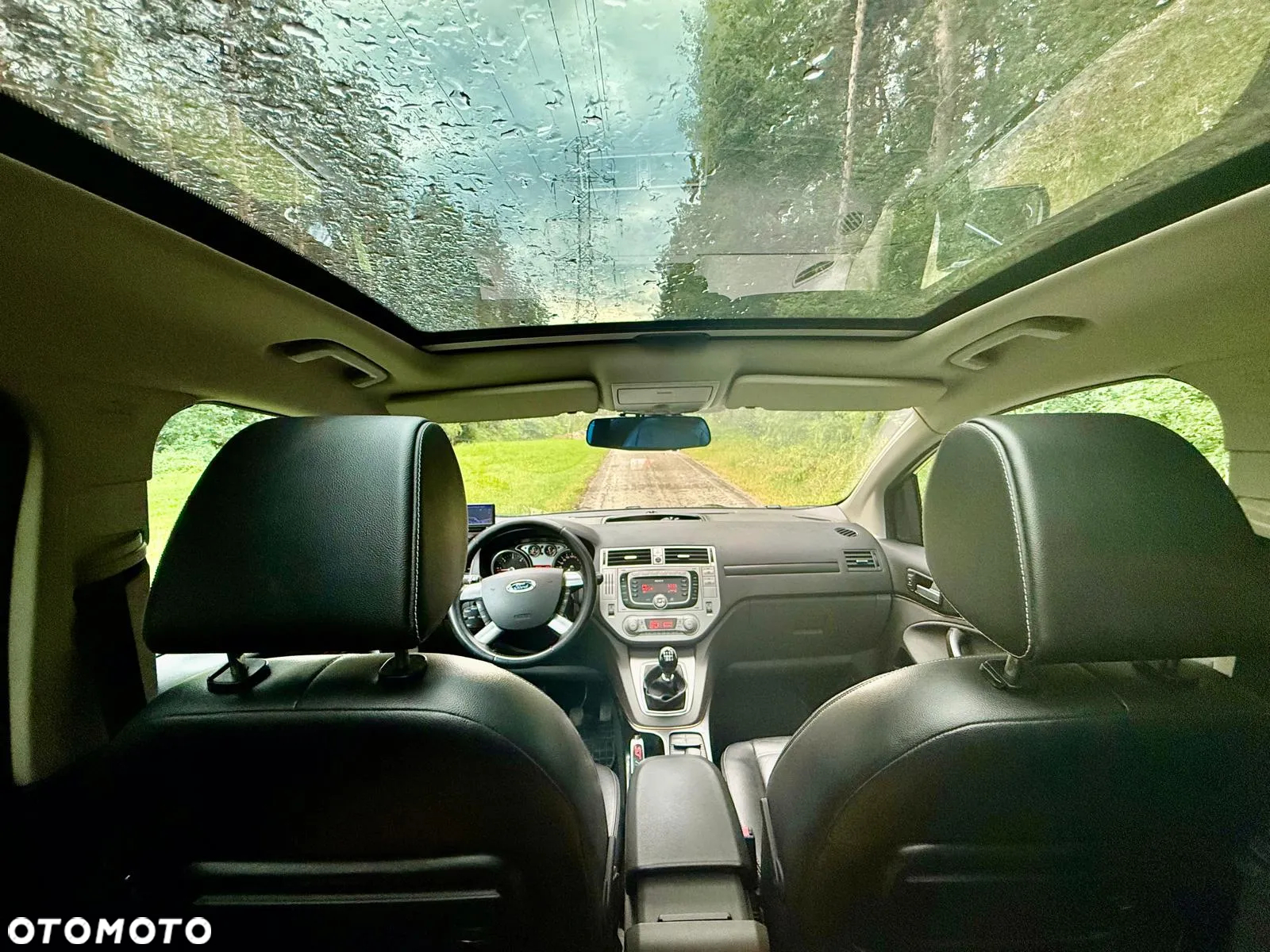 Ford Kuga 2.0 TDCi Titanium FWD - 26