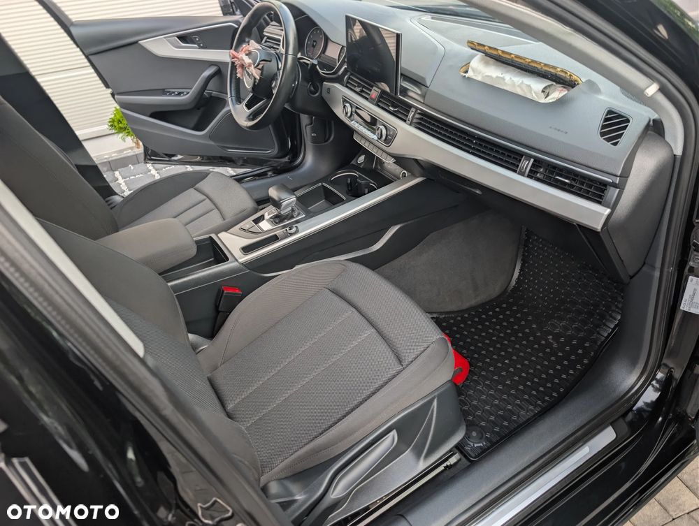 Audi A4 Limousine 35 TFSI mHEV Advanced S tronic - 9