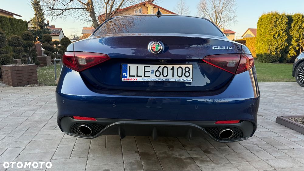 Alfa Romeo Giulia - 6