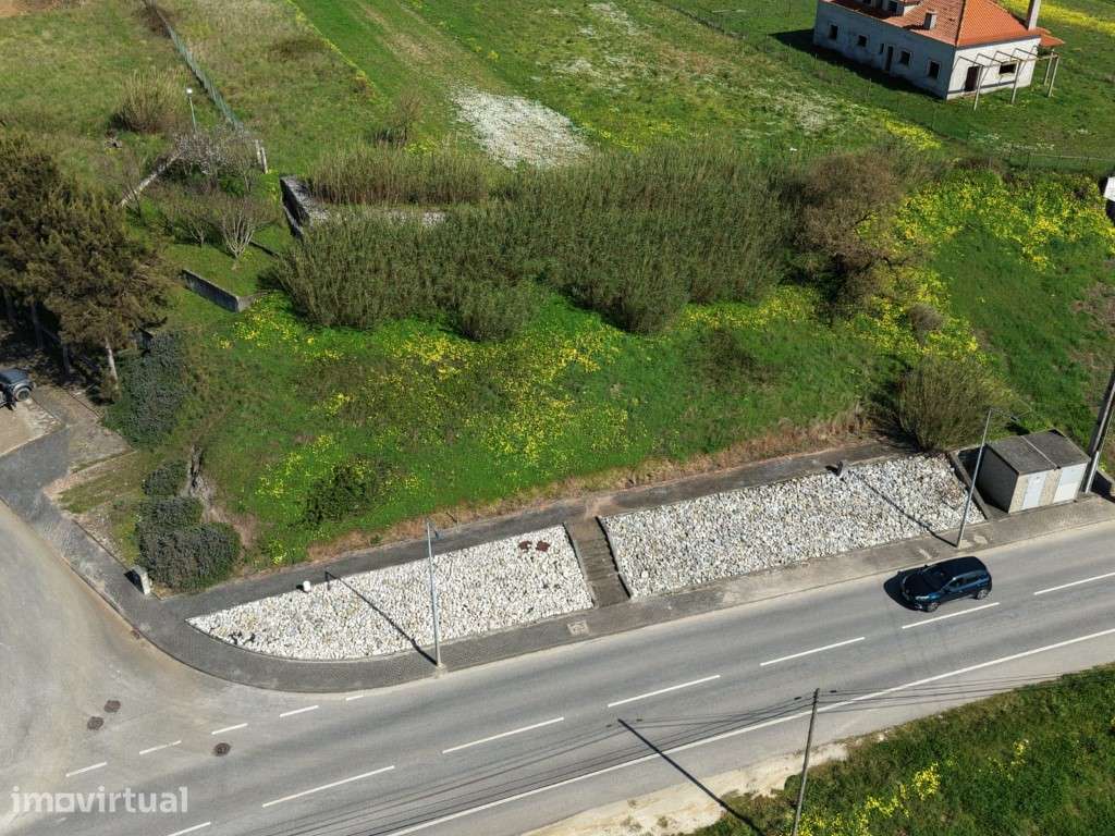 Oportunidade de Investimento - 2 Lotes Construção Prédio - A dos Cu... - Grande imagem: 2/14