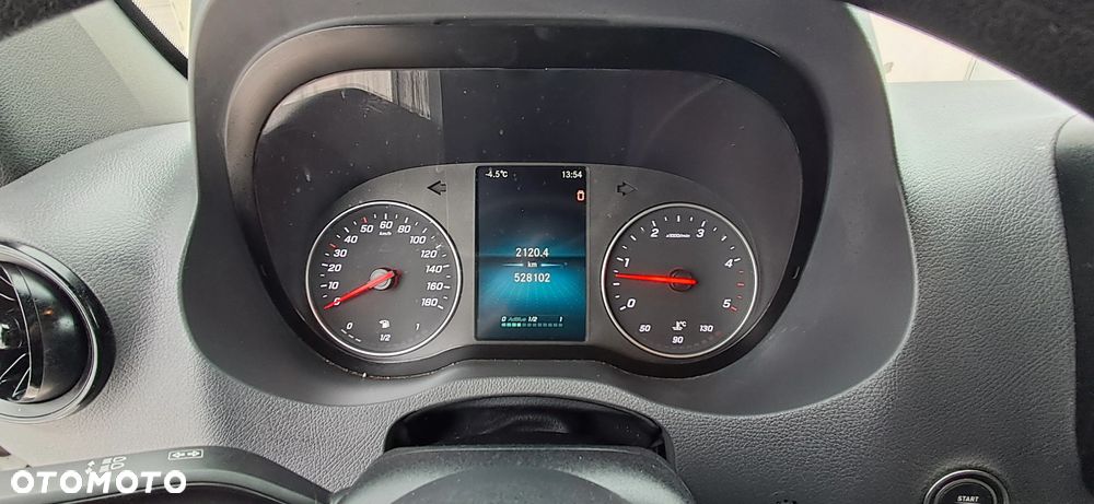 Mercedes-Benz SPRINTER - 26