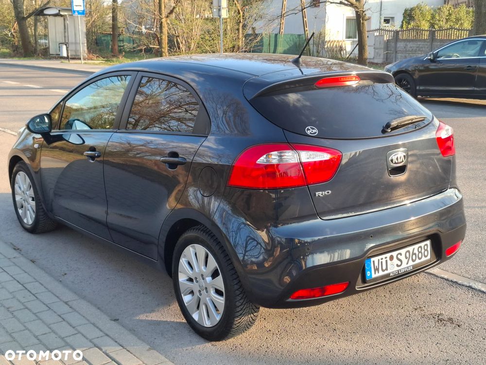Kia Rio 1.2 Dream-Team Edition - 5
