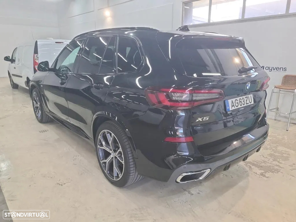 BMW X5 45 e xDrive Pack M - 2