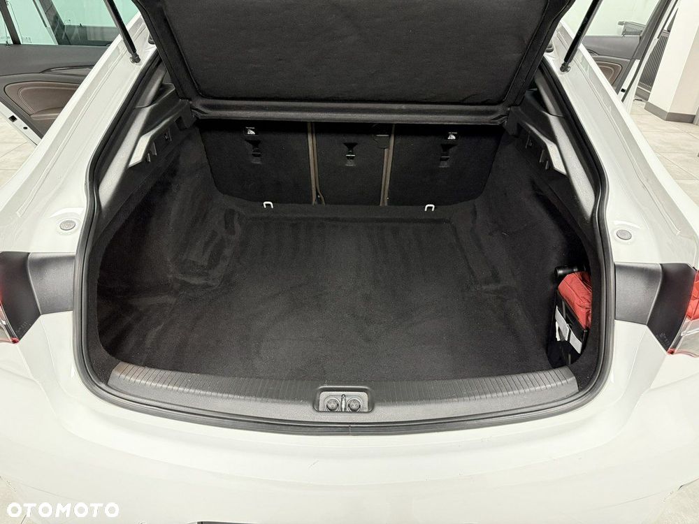 Opel Insignia - 29