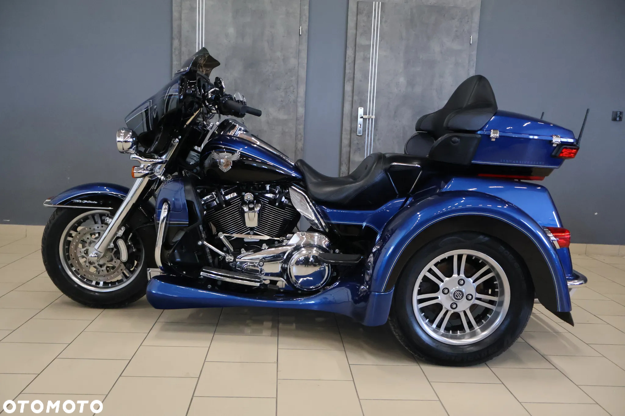 Harley-Davidson FLHS Electra Glide - 10