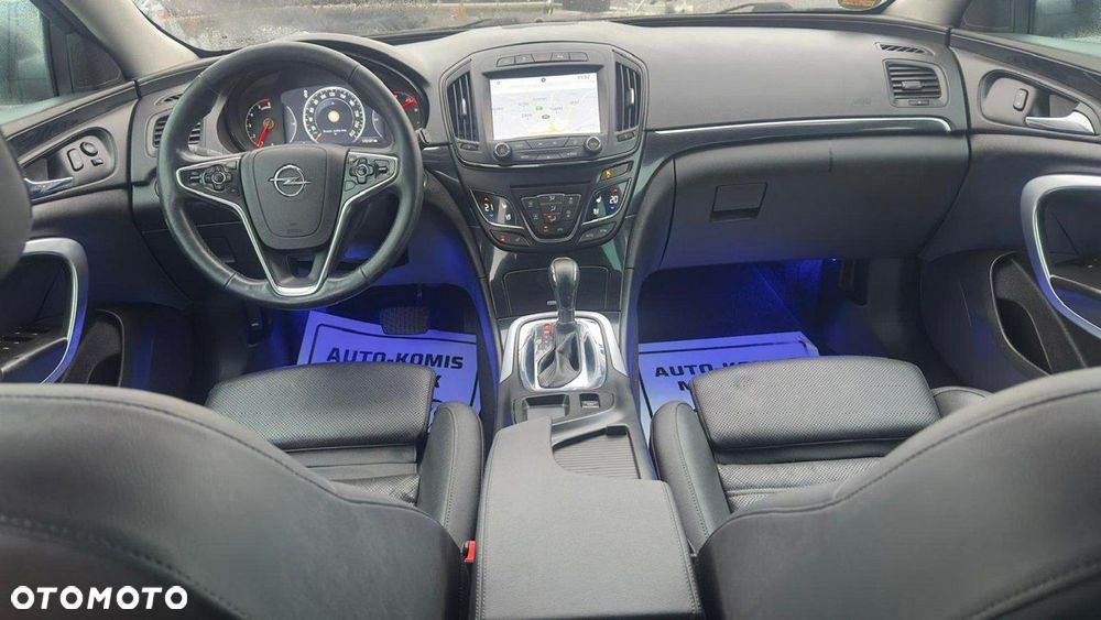 Opel Insignia - 8