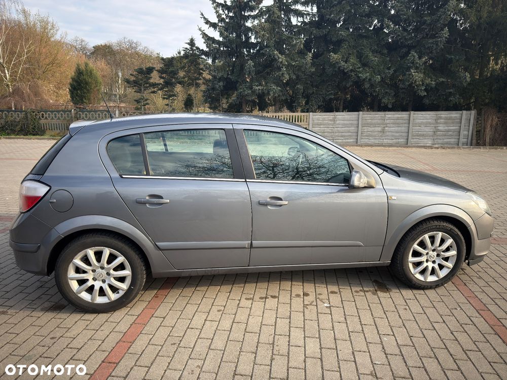 Opel Astra 1.7 CDTI Cosmo - 5