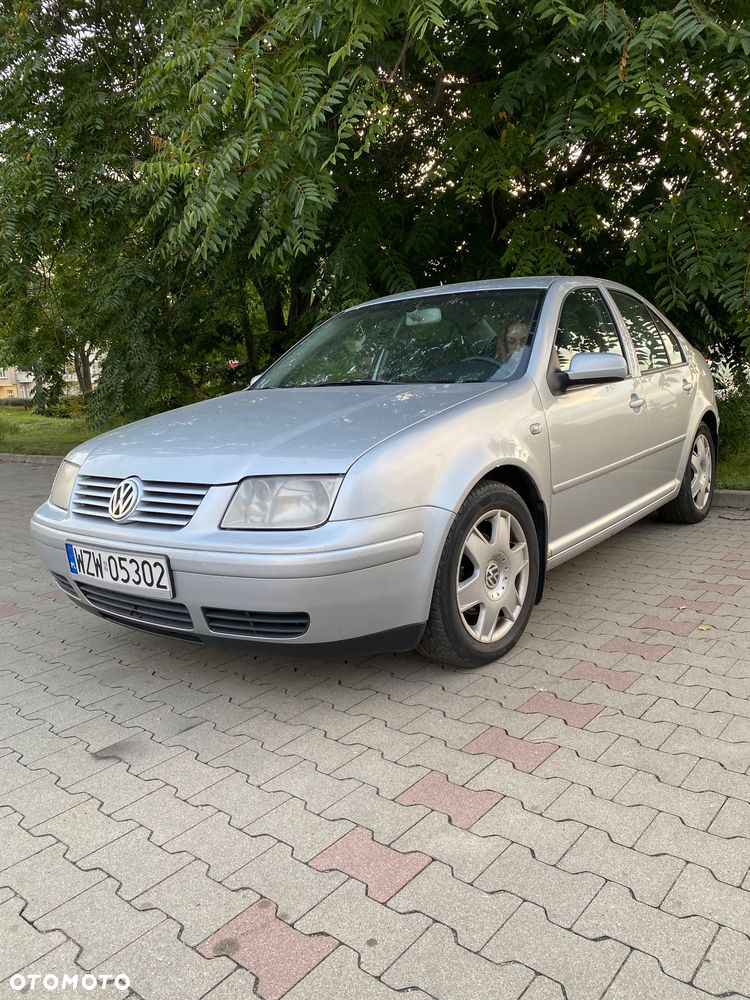 Volkswagen Bora 1.6 Basis - 17