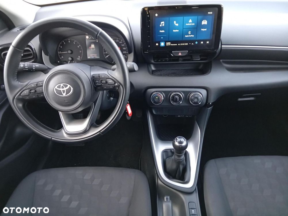 Toyota Yaris - 16
