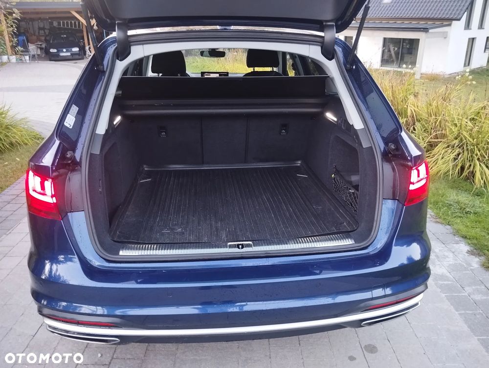 Audi A4 Avant 40 TFSI S tronic - 21
