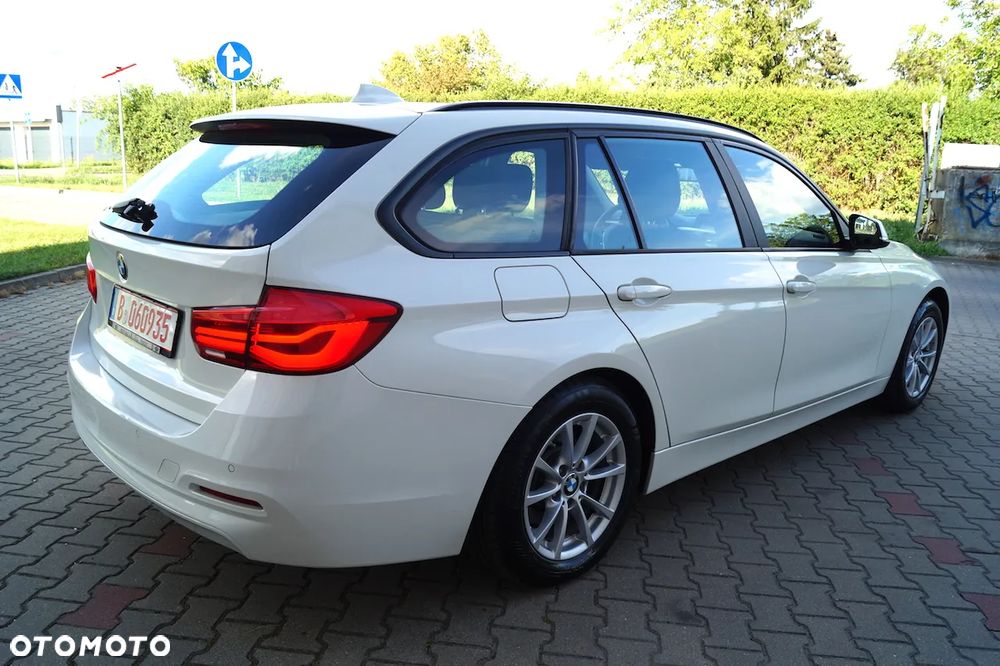 BMW Seria 3 318d Advantage - 7