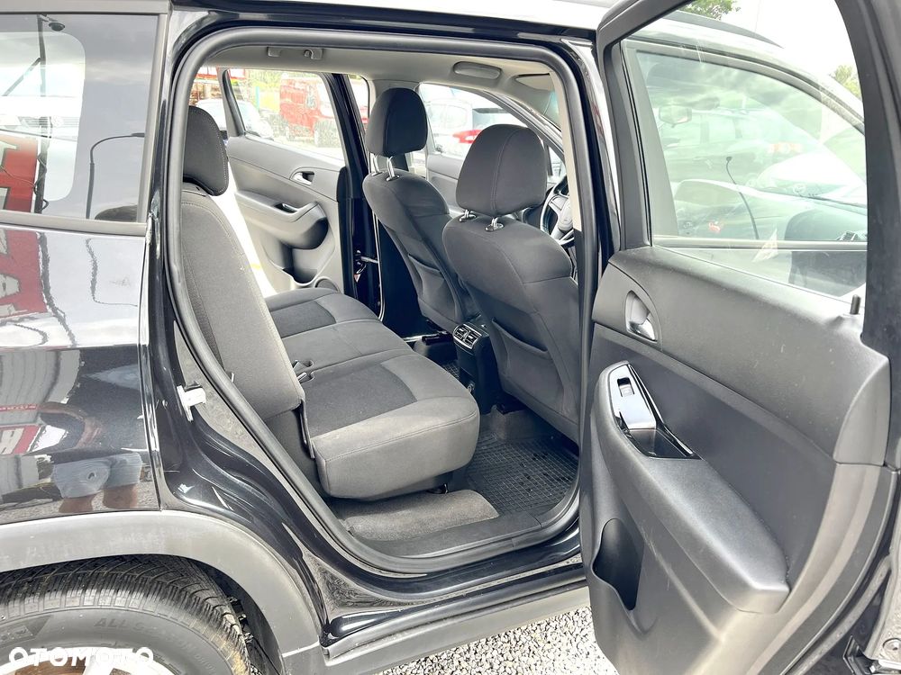 Chevrolet Orlando - 14