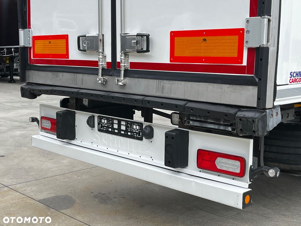 Schmitz Cargobull Chłodnia Standard // Thermo King SLXe 300 // Kosz Paletowy // Oś podnoszona // Doppelstock // - 7