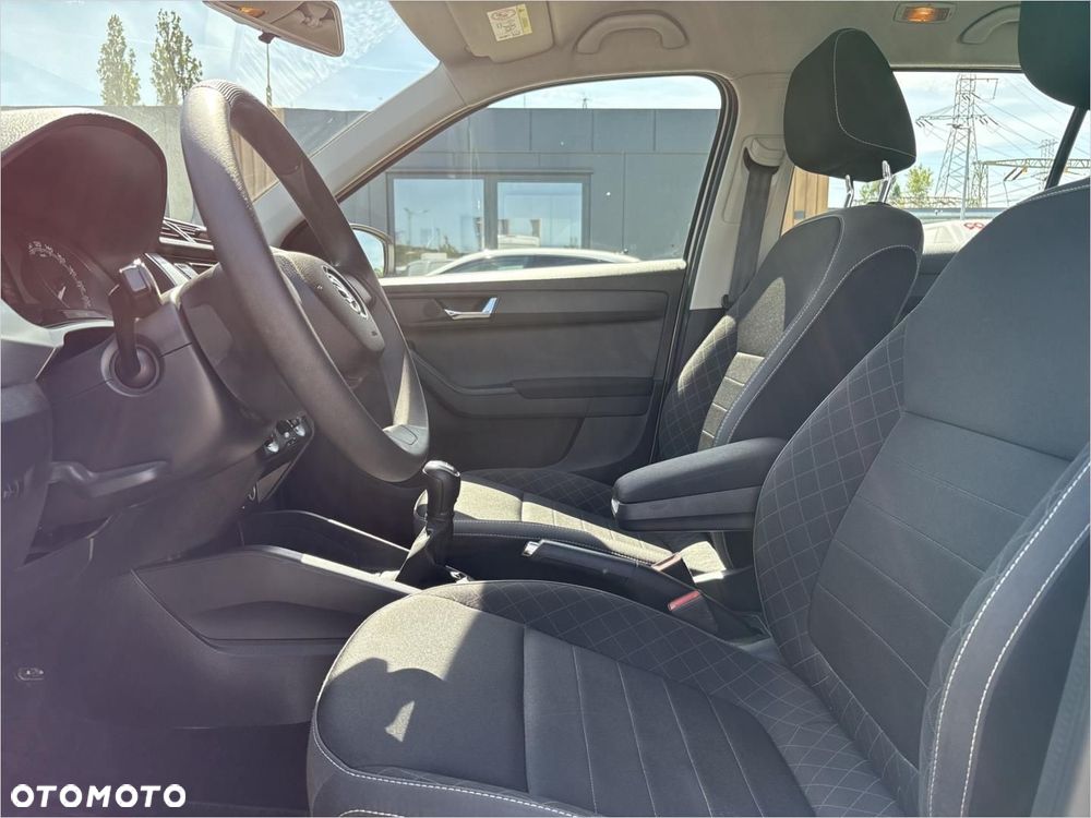 Skoda Fabia 1.0 TSI Ambition - 10