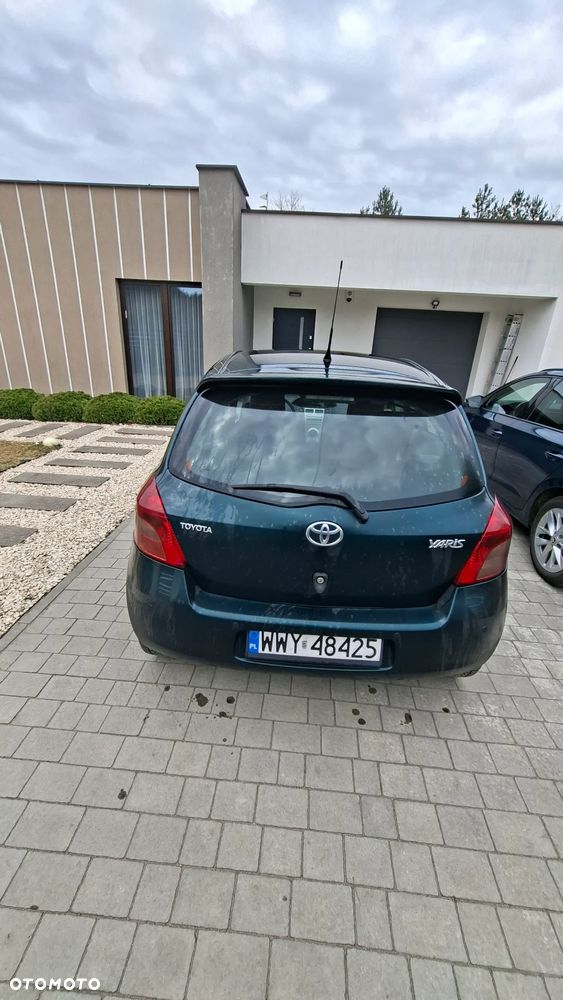 Toyota Yaris 1.0 Terra A/C - 9