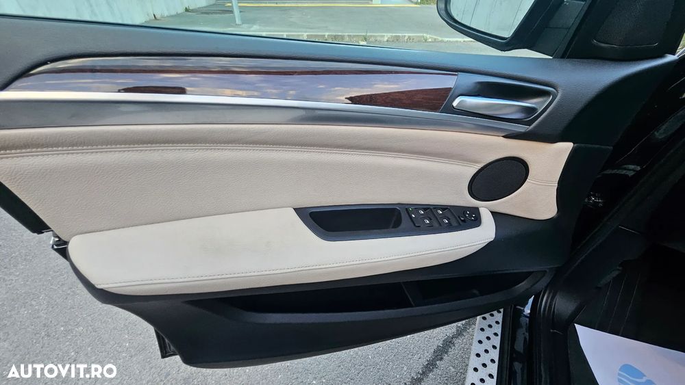 BMW X6 - 24