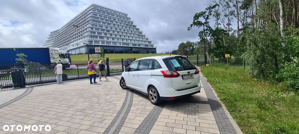 Ford Grand C-MAX - 8