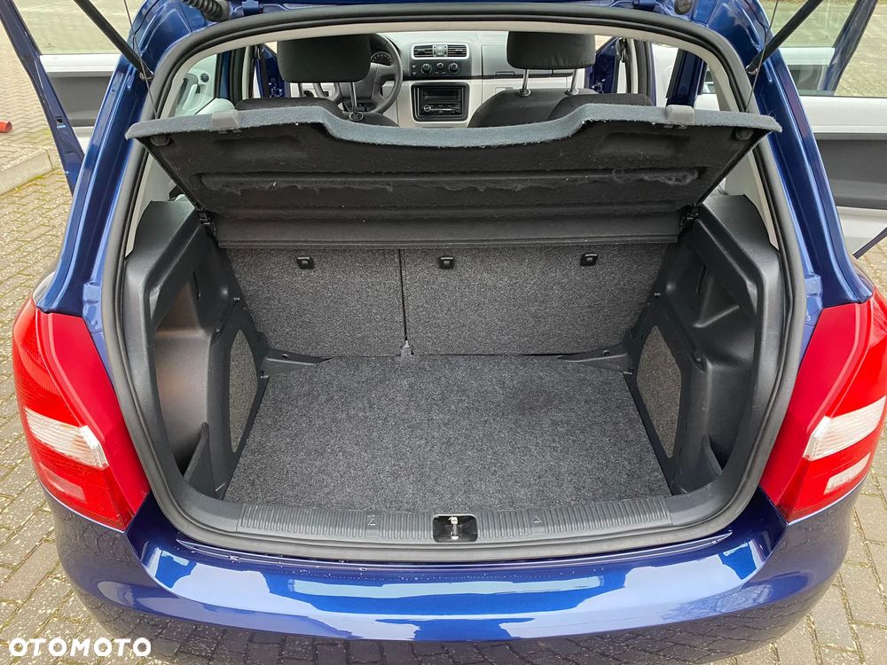 Skoda Fabia 1.2 HTP STYLE Edition - 23