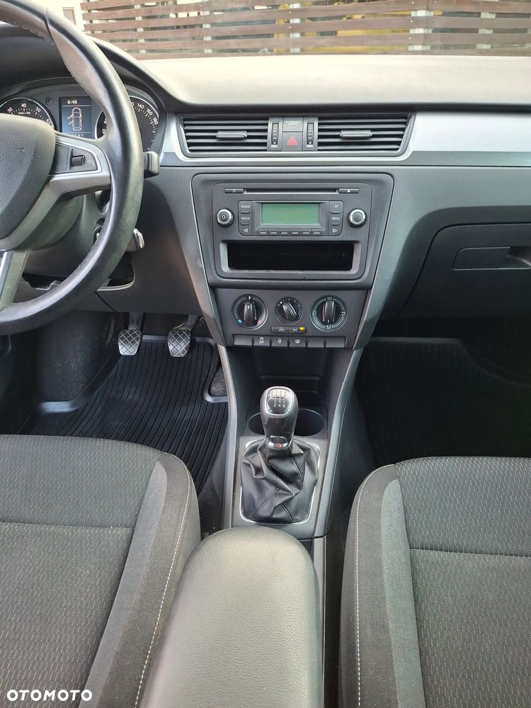 Skoda RAPID 1.2 TSI Ambition - 21