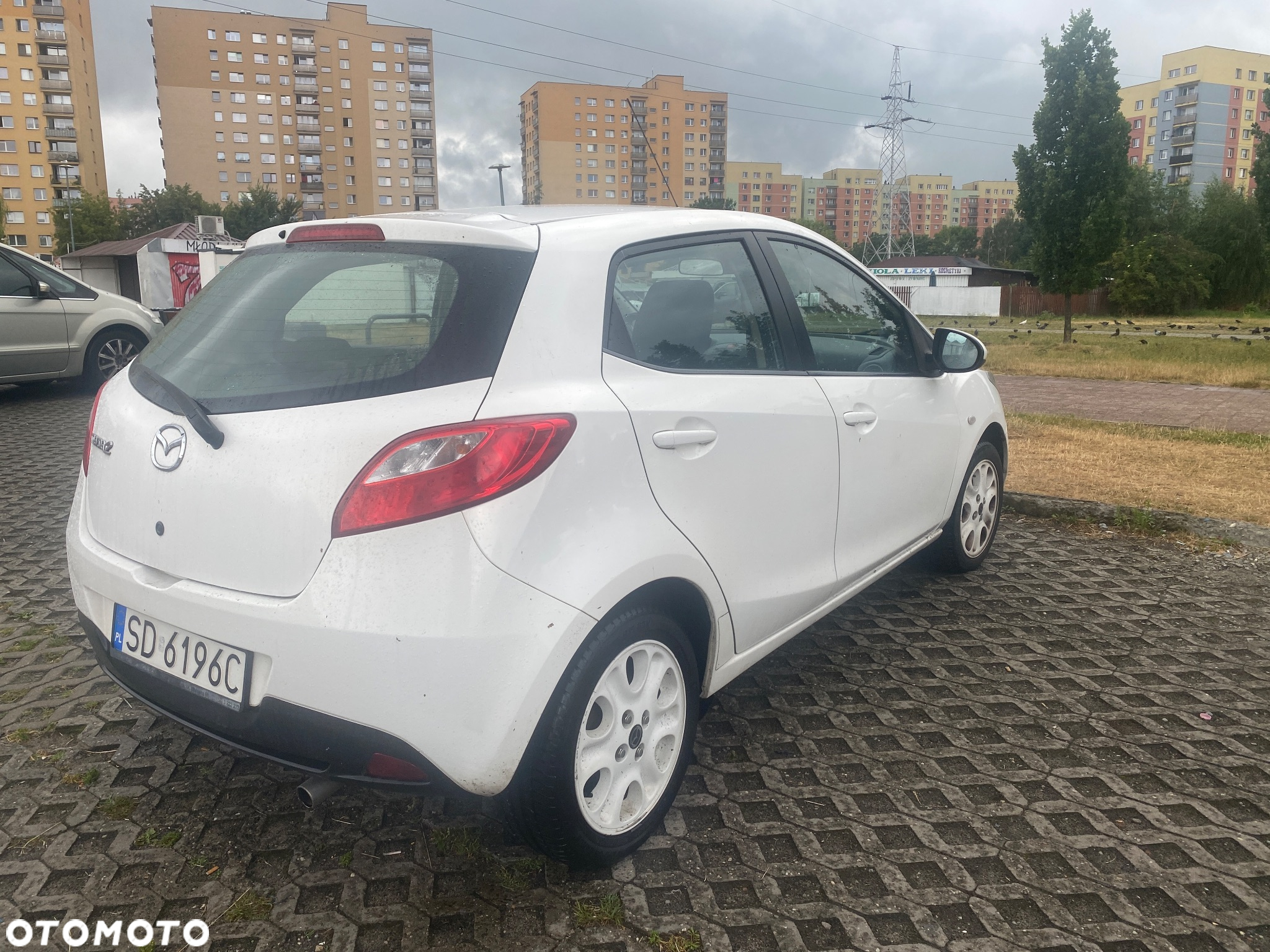 Mazda 2 - 4