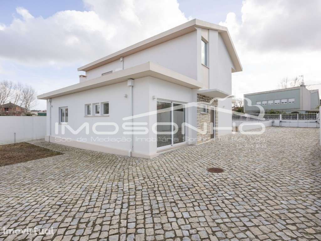 Moradia T4 - Grande imagem: 5/35