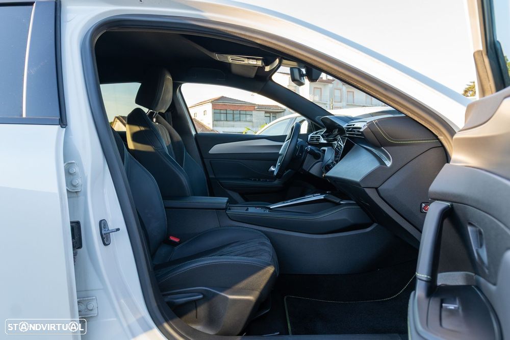 Peugeot 308 1.5 BlueHDi GT EAT8 - 17