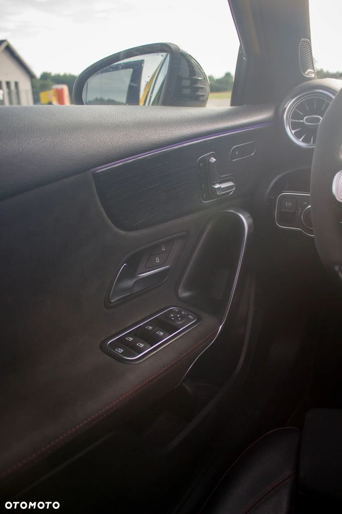 Mercedes-Benz Klasa A 45 S AMG 4-Matic 8G-DCT - 15
