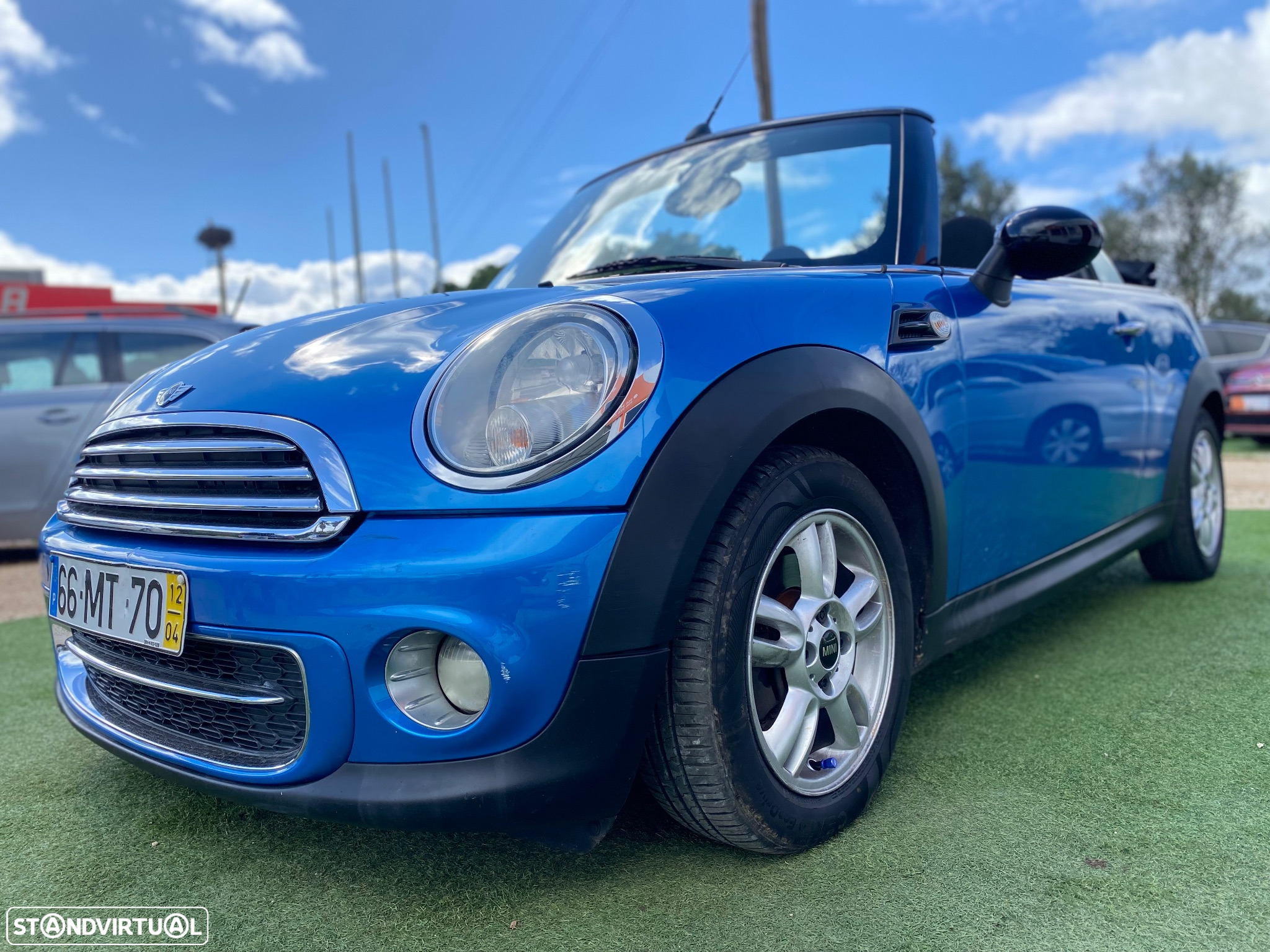 MINI Cabrio Cooper D - 6