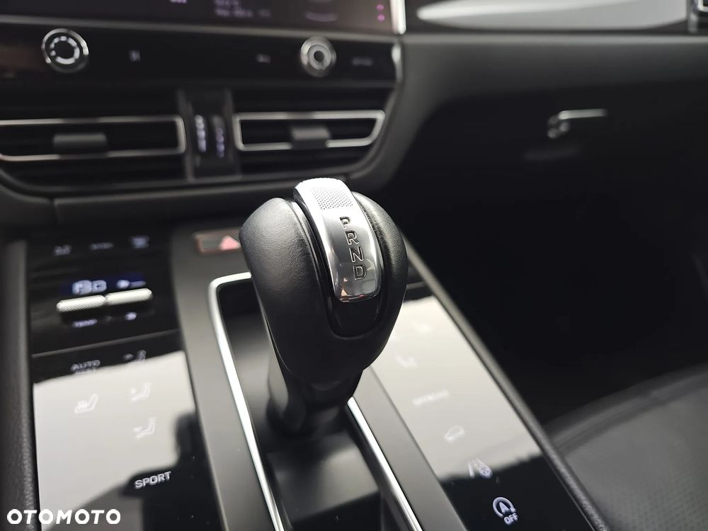 Porsche Macan Standard - 14