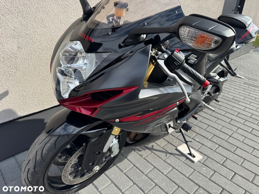 Suzuki GSX-R - 13