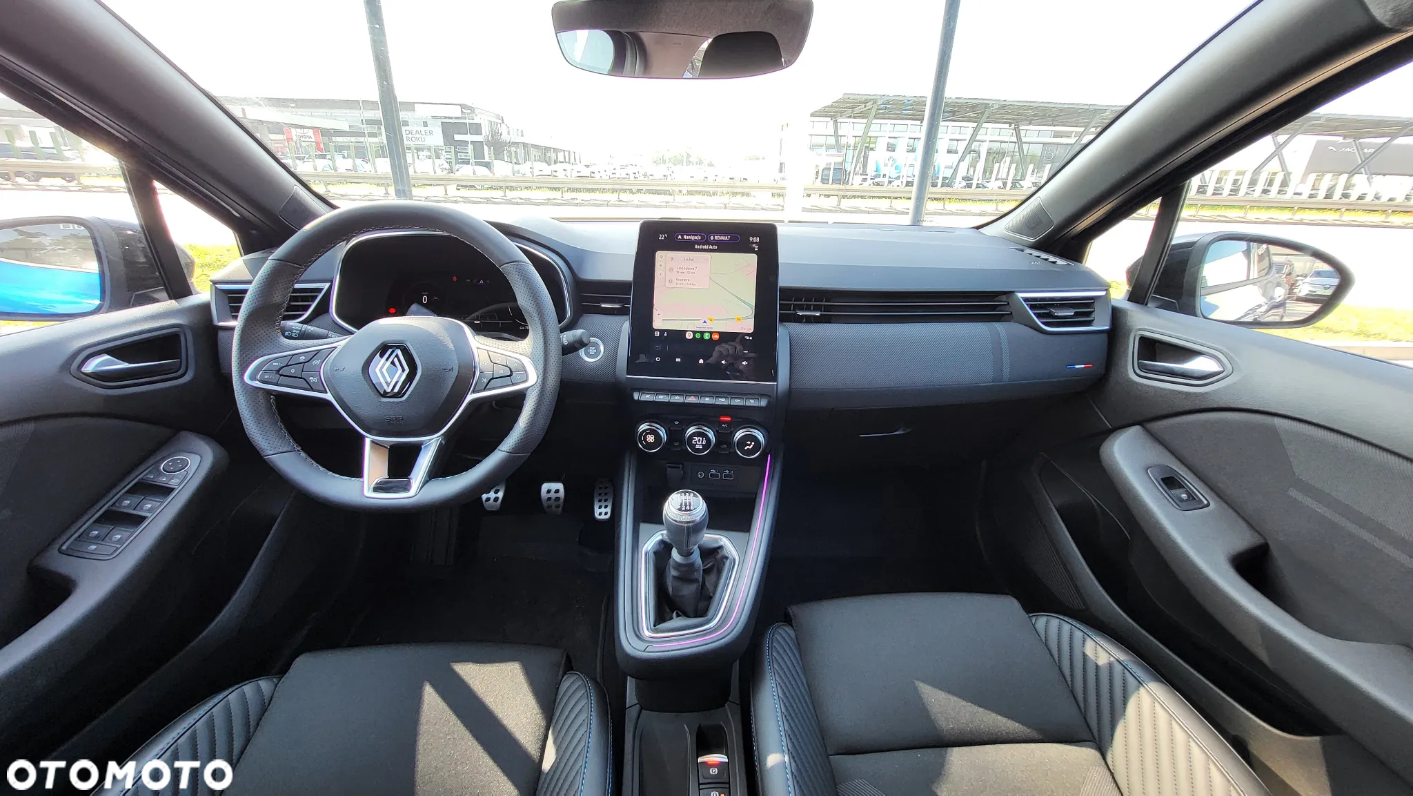 Renault Clio - 10