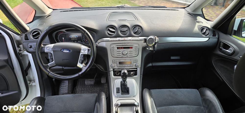 Ford Galaxy - 2