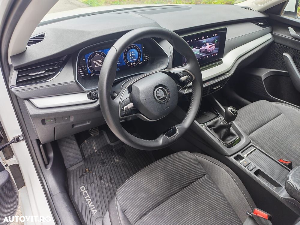 SKODA Octavia 2024 — imagine 12
