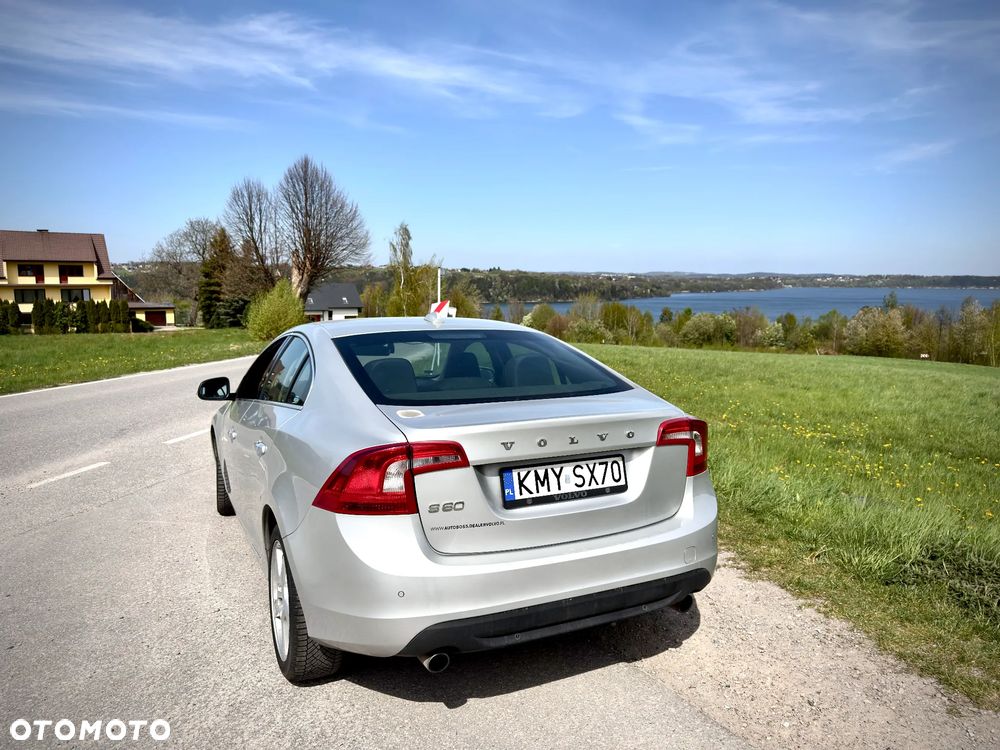 Volvo S60 D5 Momentum - 6