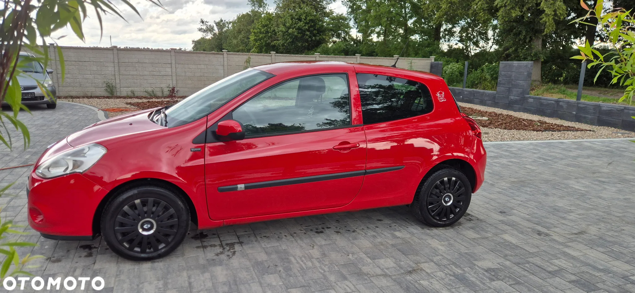 Renault Clio - 10