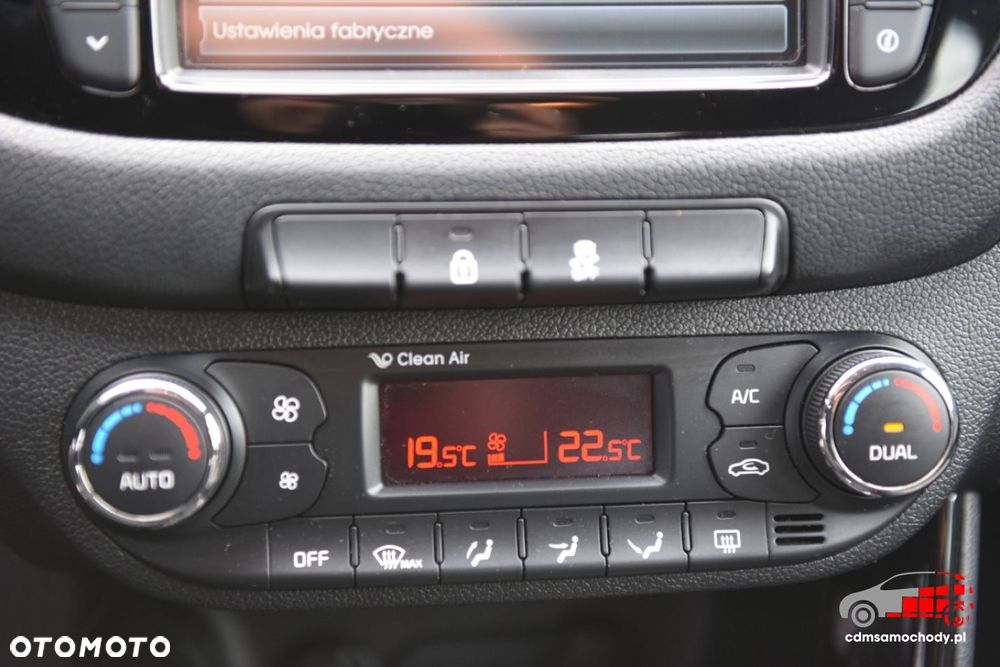 Kia Ceed - 31