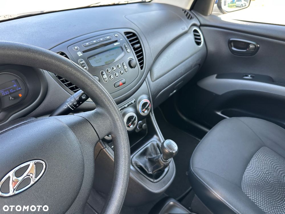 Hyundai i10 1.1 Premium - 9